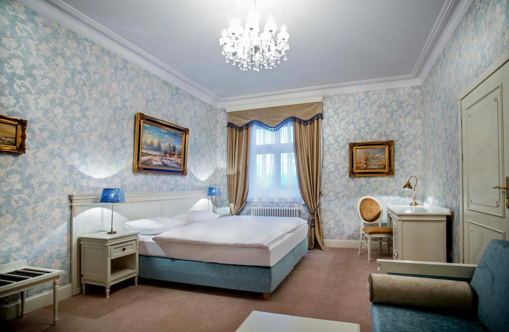 Palac Gruszow Свидница Экстерьер фото