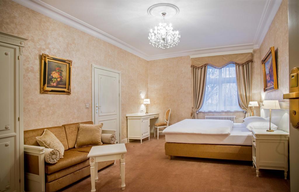 Palac Gruszow Свидница Экстерьер фото
