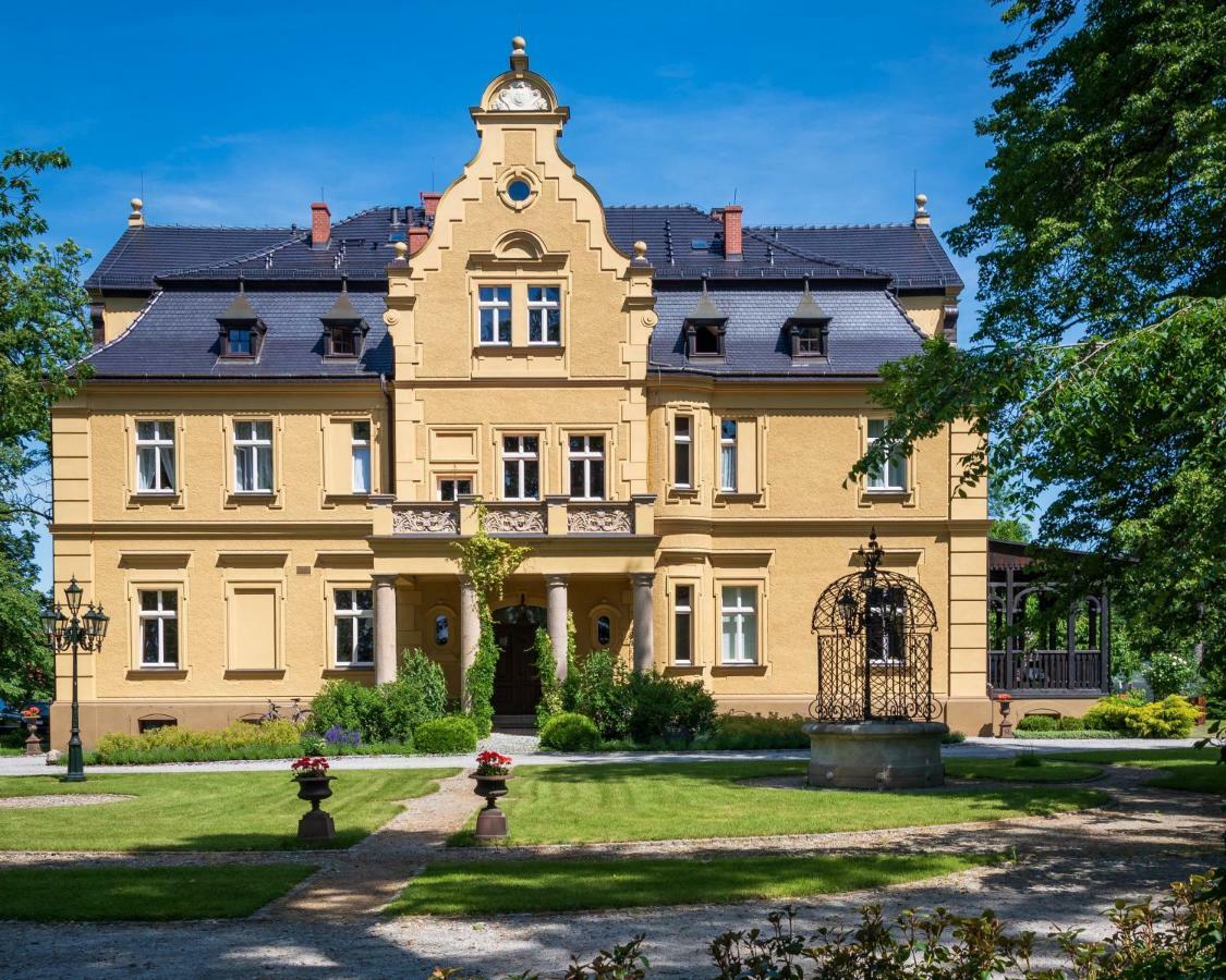 Palac Gruszow Свидница Экстерьер фото